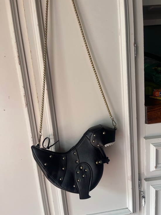 Handbags - Black Novelty Dinosaur Crossbody Bag with Gold Chain